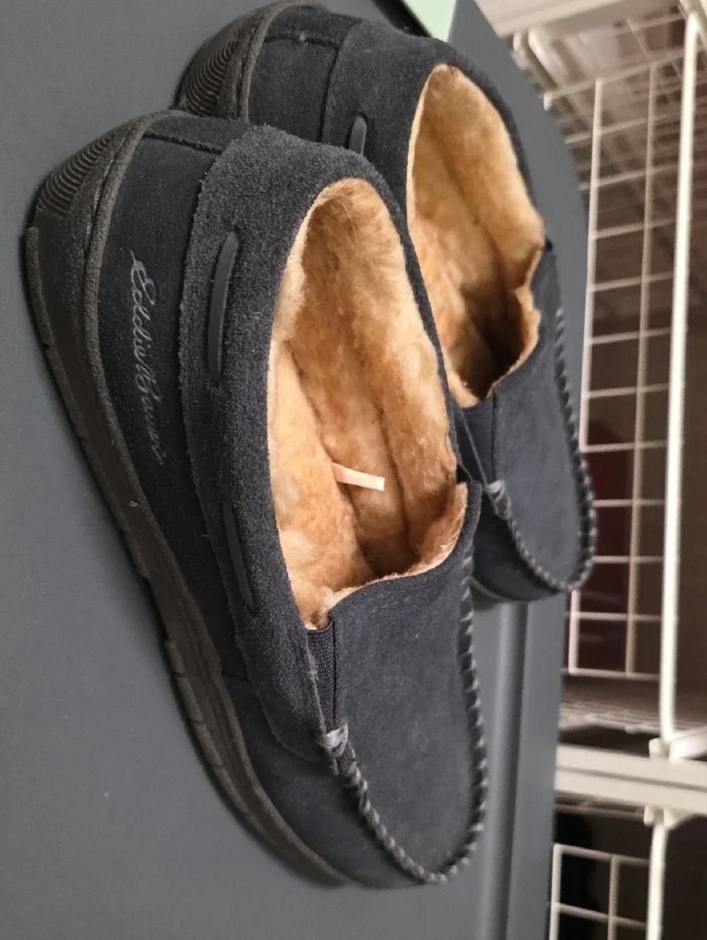 Eddie Bauer Black Slip-On Moccasins with Tan Fleece Lining